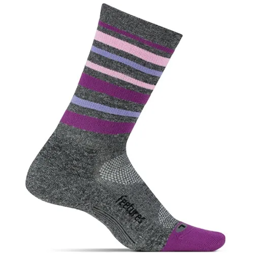 Feetures Elite Light Cushion Mini Crew Socks for Ultimate Comfort and Performance