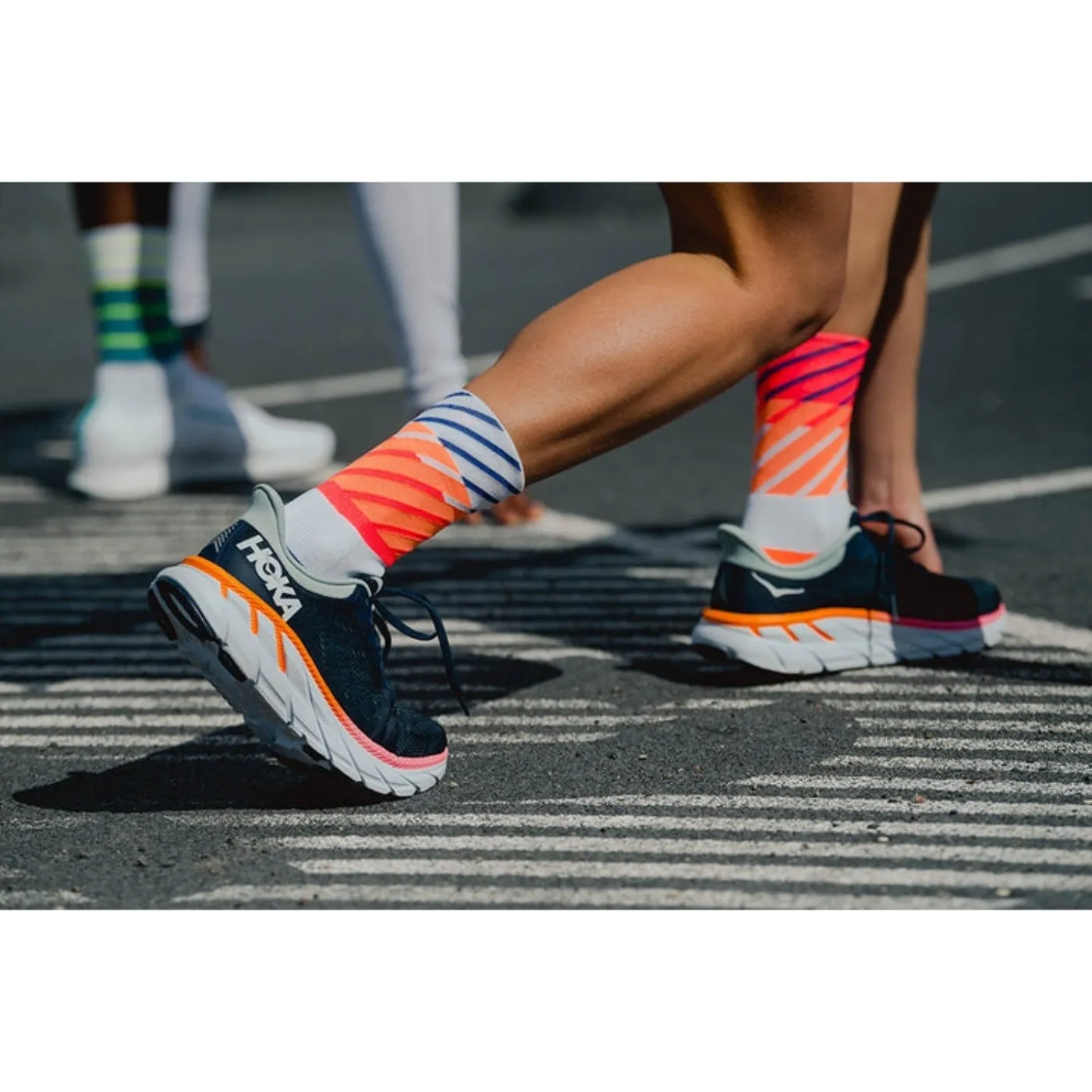 INCYLENCE Running Diagonals Socks - Orange Inferno