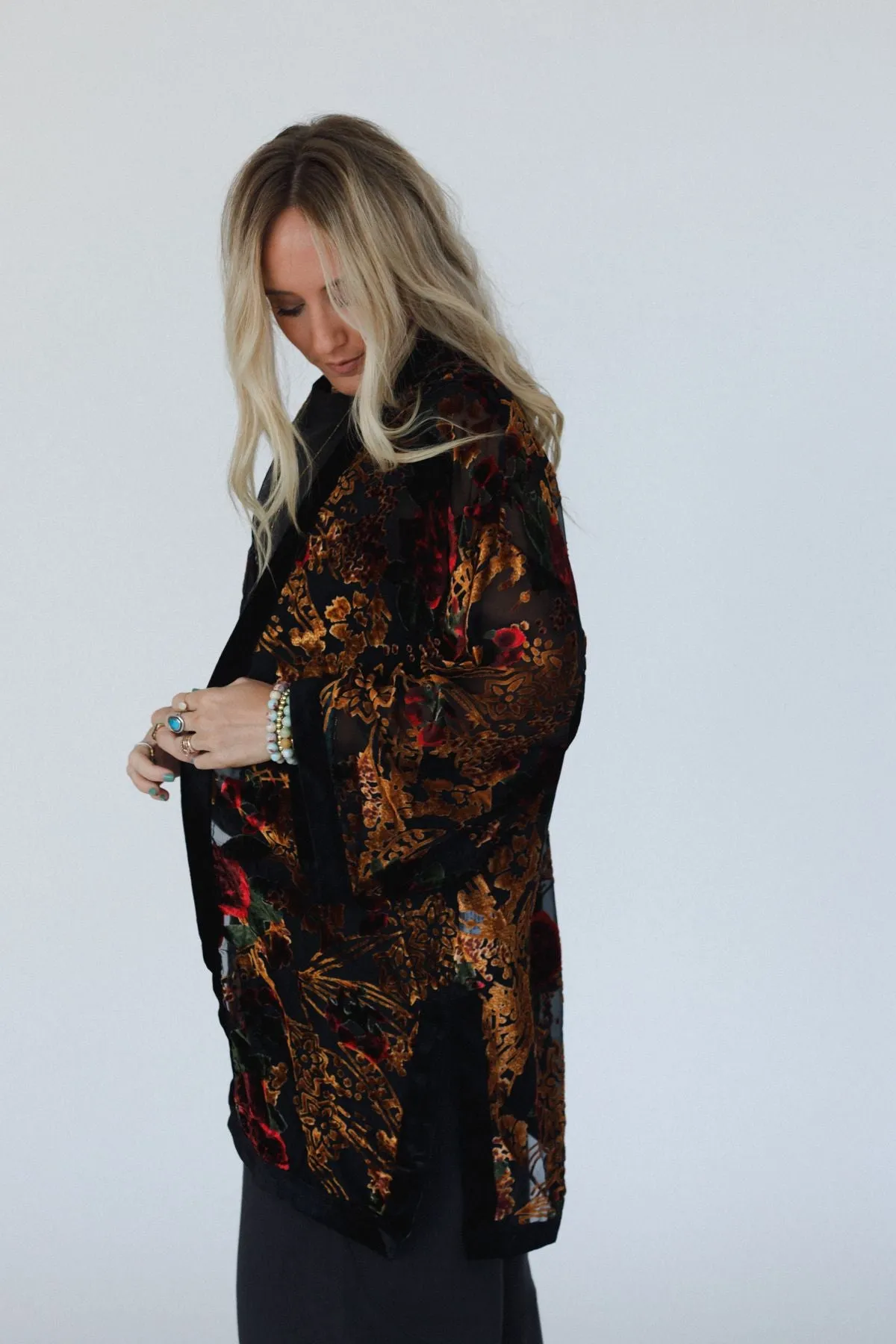 Mirren Velvet Kimono - Black Mutli