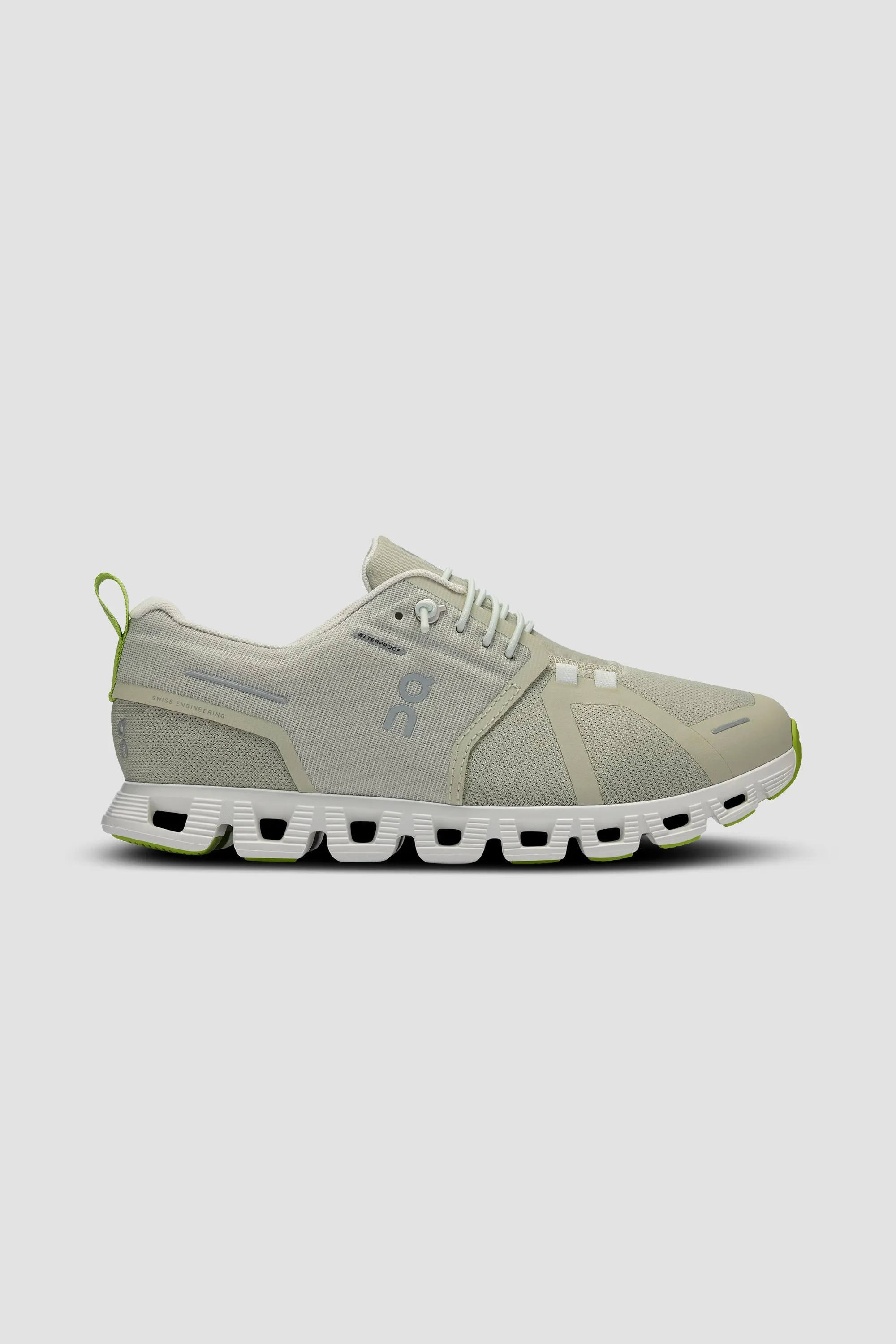 ON | Women's Cloud 5 Waterproof in Chalk/Ice